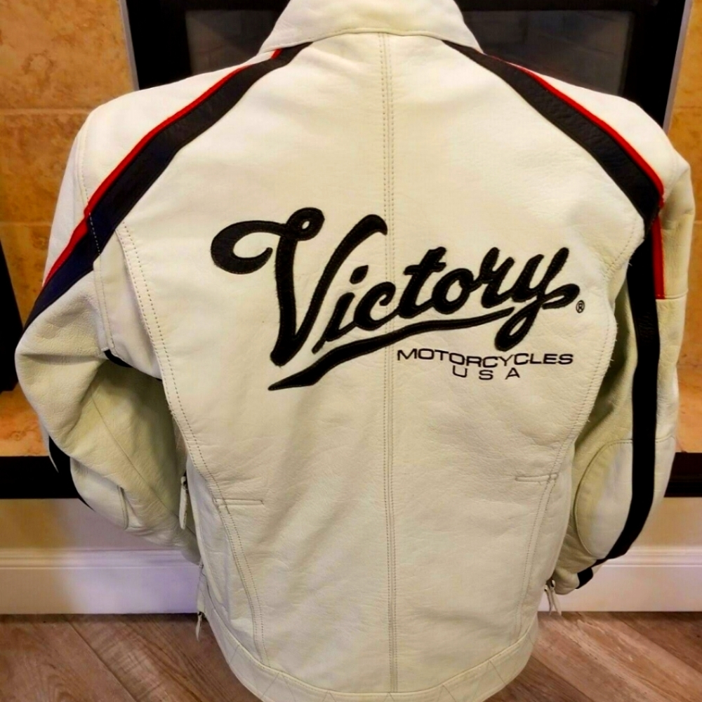 Victory Motorcycles Leather Jacket      Women's Medium